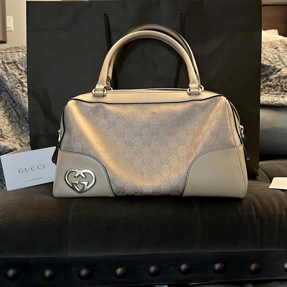 Nwot Gucci monogram double heart purse authentic w/ receipt shopping /dust bag